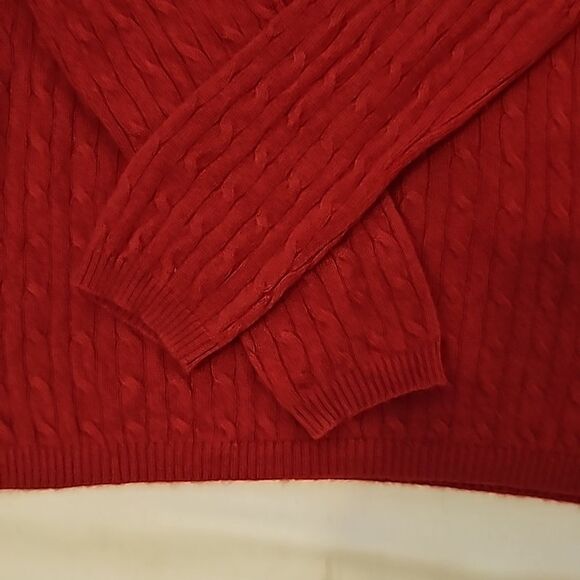 Charter Club, women's red, 100% 2 ply cashmere v-neck sweater size medium - Picture 3 of 7